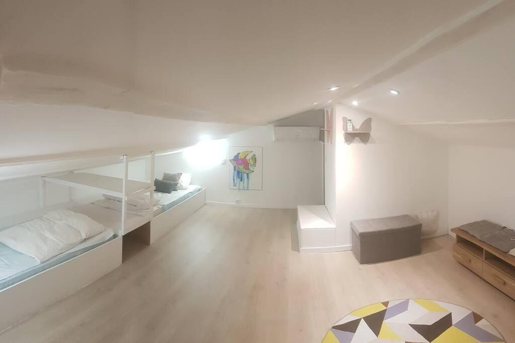Апартаменти L'Escala Arles Centre Екстер'єр фото